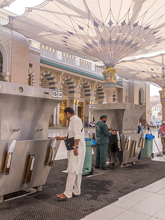7 Nights 4 Star February Umrah Package